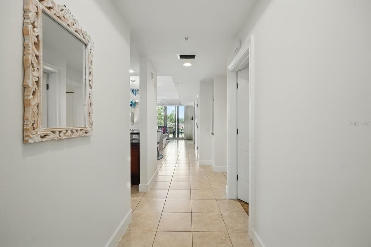 102 YACHT HARBOR DRIVE — photo 14 of 49