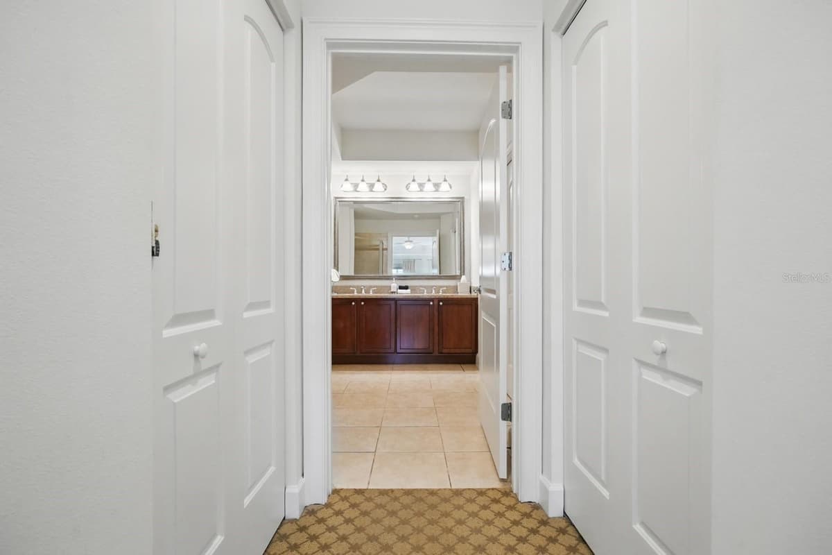 102 YACHT HARBOR DRIVE — photo 17 of 49