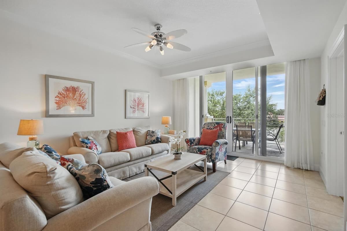 102 YACHT HARBOR DRIVE — photo 3 of 49
