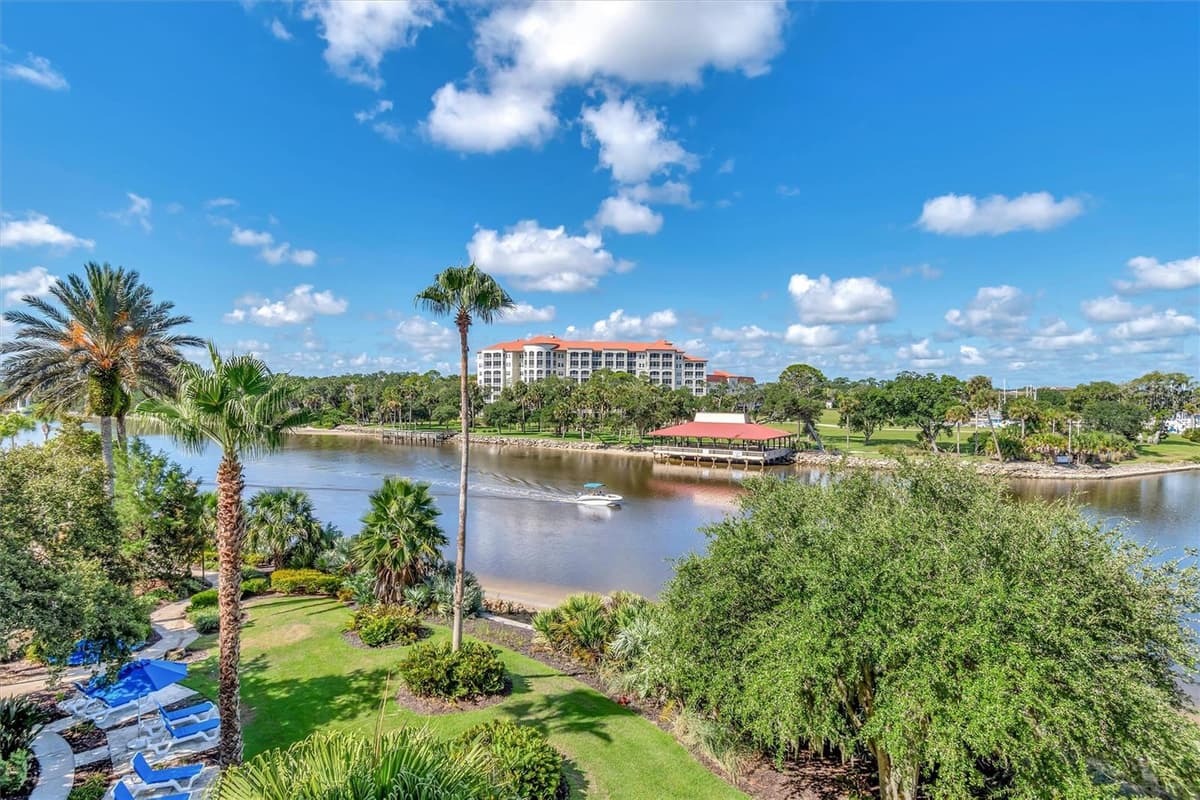 102 YACHT HARBOR DRIVE — photo 36 of 49