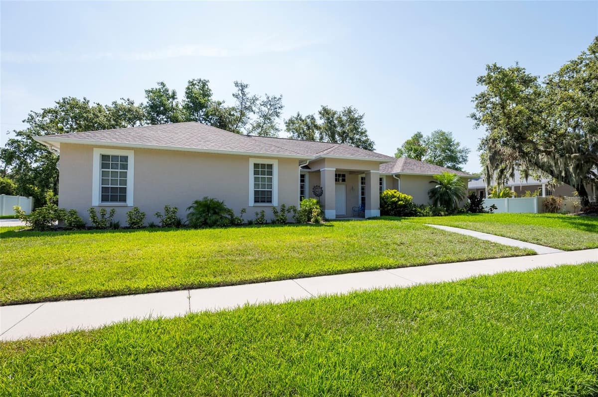 9908 ALAFIA RIVER LANE — photo 52 of 55