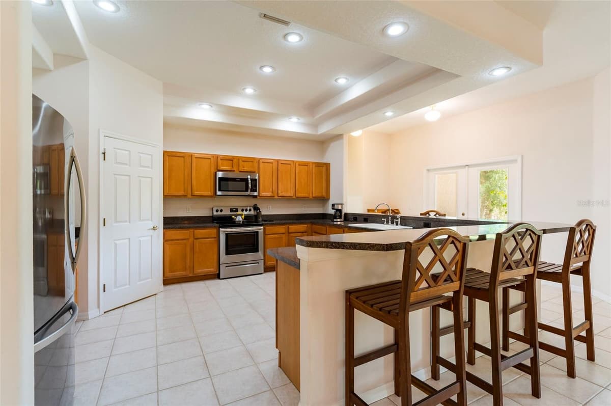 9908 ALAFIA RIVER LANE — photo 5 of 55
