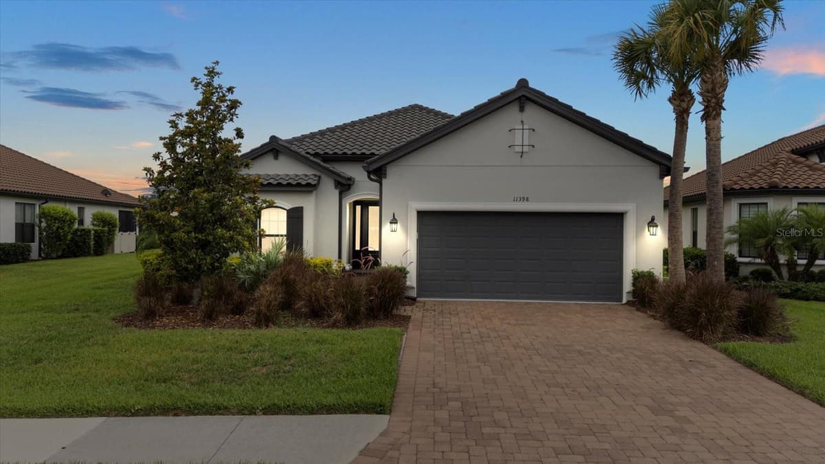 11398 JUGLANS DRIVE — photo 1 of 91