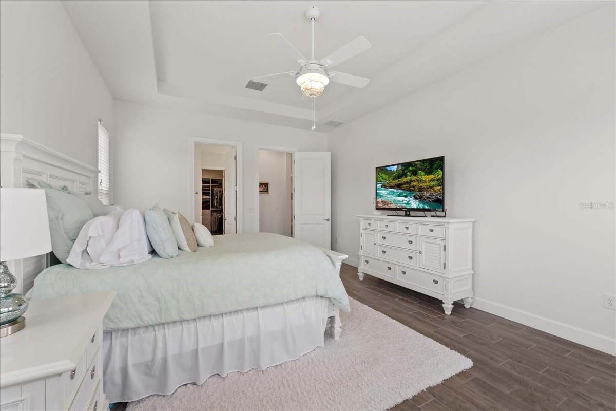 11398 JUGLANS DRIVE — photo 32 of 91