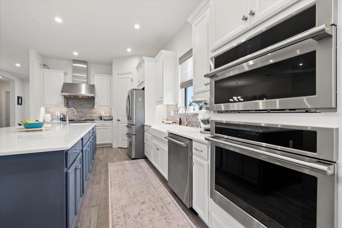 11398 JUGLANS DRIVE — photo 15 of 91