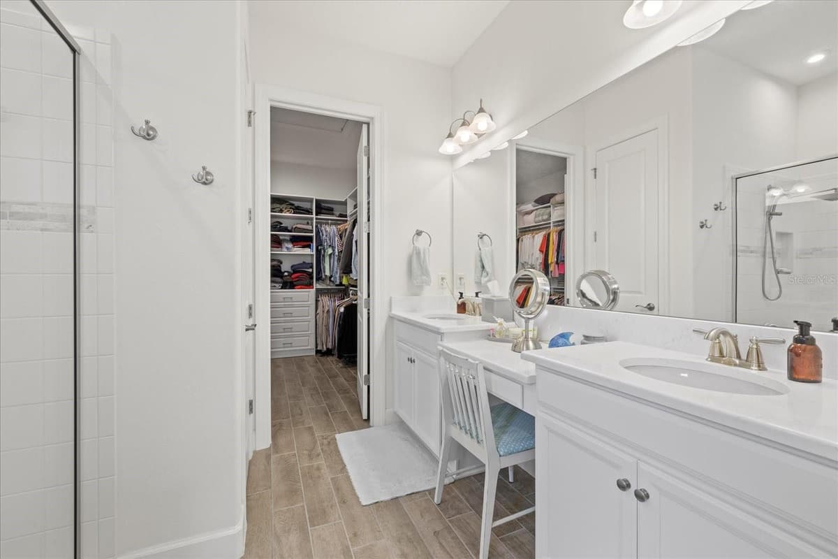 11398 JUGLANS DRIVE — photo 35 of 91