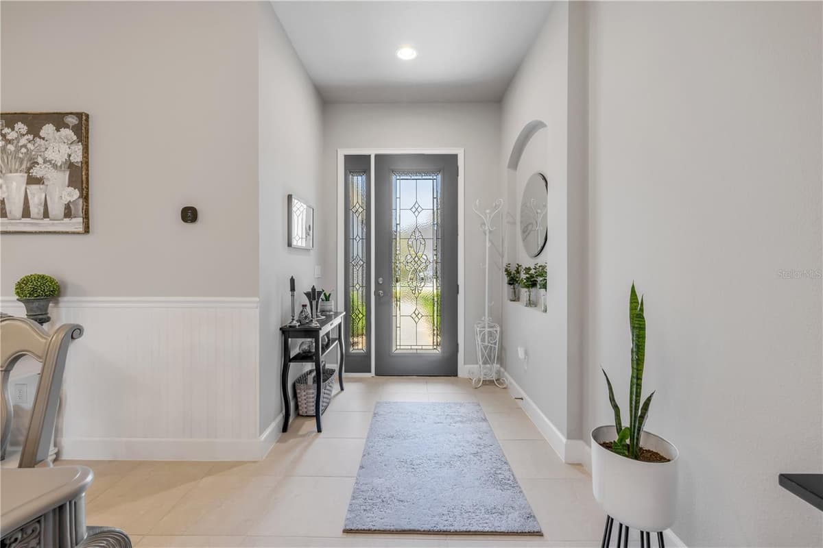 110 LONGRIDGE LANE — photo 10 of 91