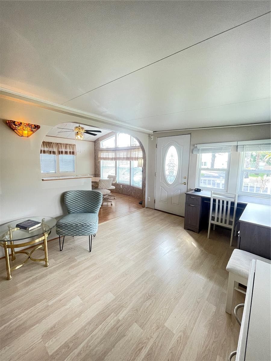 107 KOVE BOULEVARD — photo 11 of 16