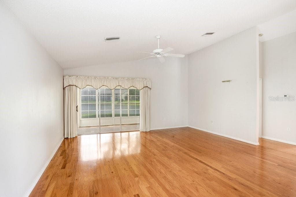 4407 WHITTON WAY — photo 19 of 49