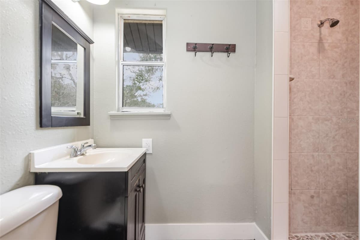 4085 CYPRESS BEND — photo 13 of 17
