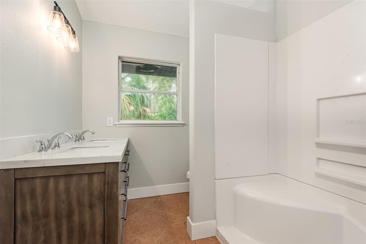 4085 CYPRESS BEND — photo 12 of 17