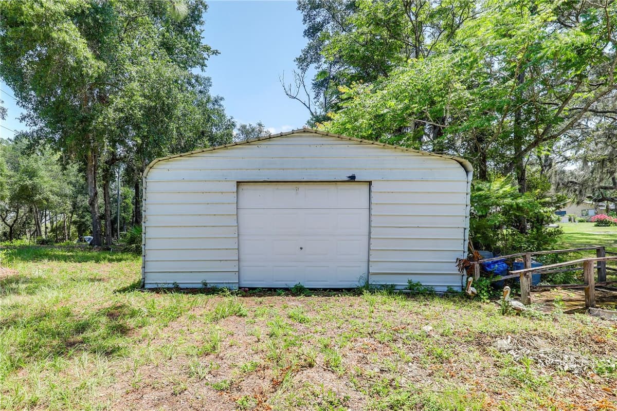 104 CARTER WHITTAKER LANE — photo 14 of 43