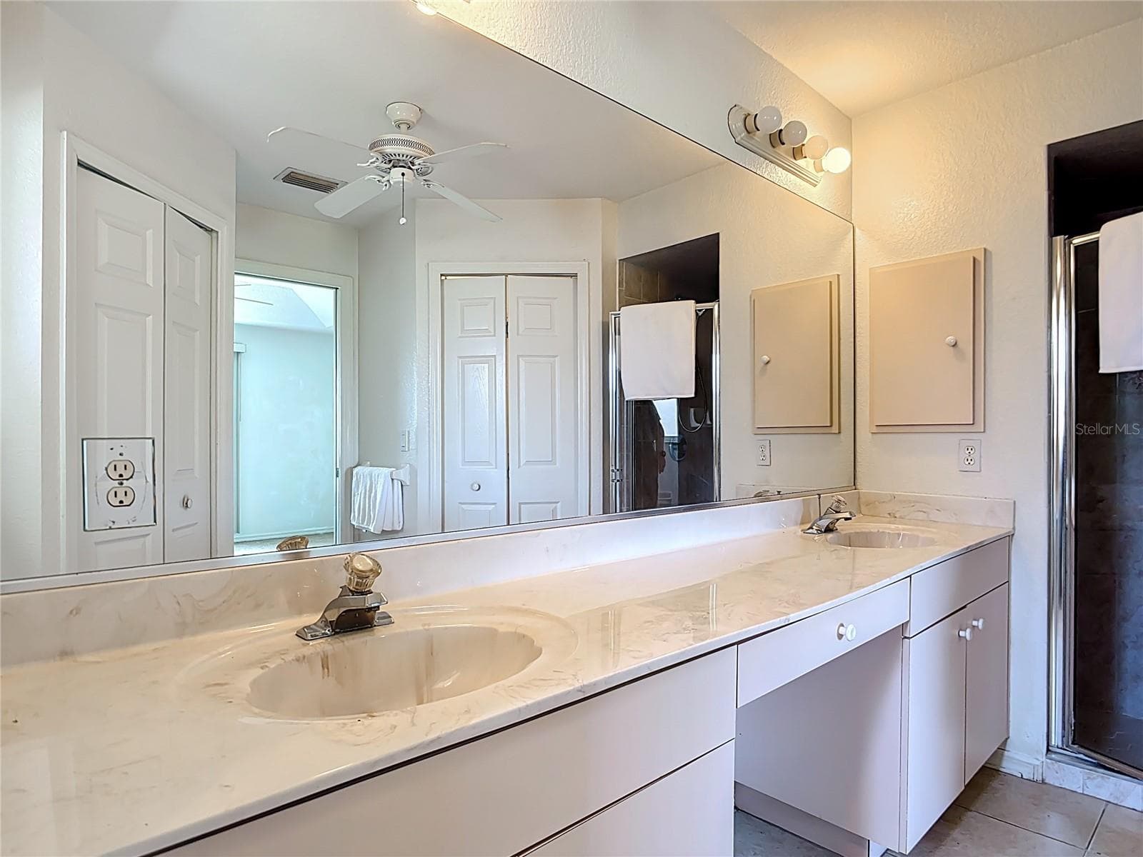 104 MARK TWAIN LANE — photo 38 of 58