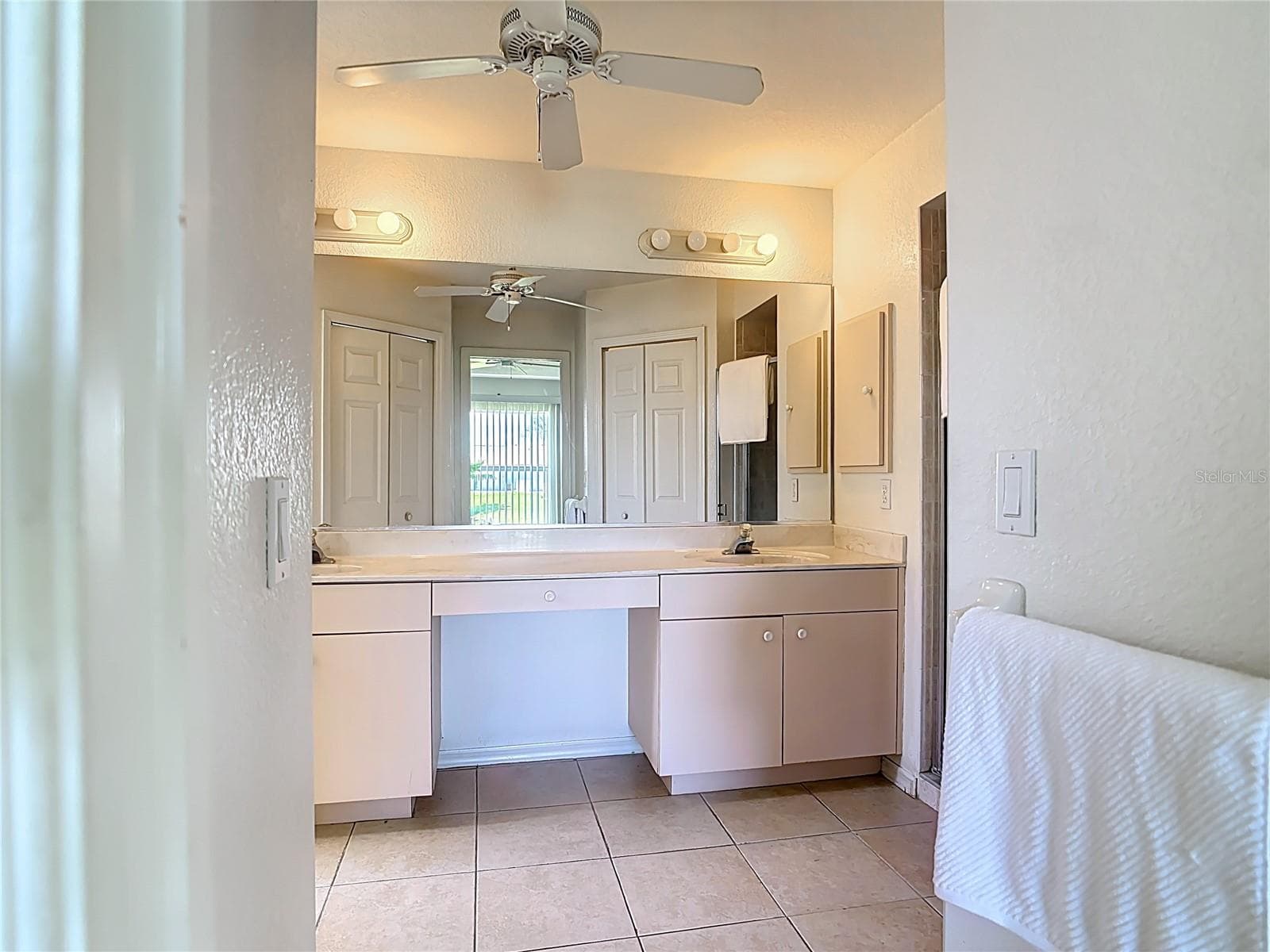 104 MARK TWAIN LANE — photo 37 of 58