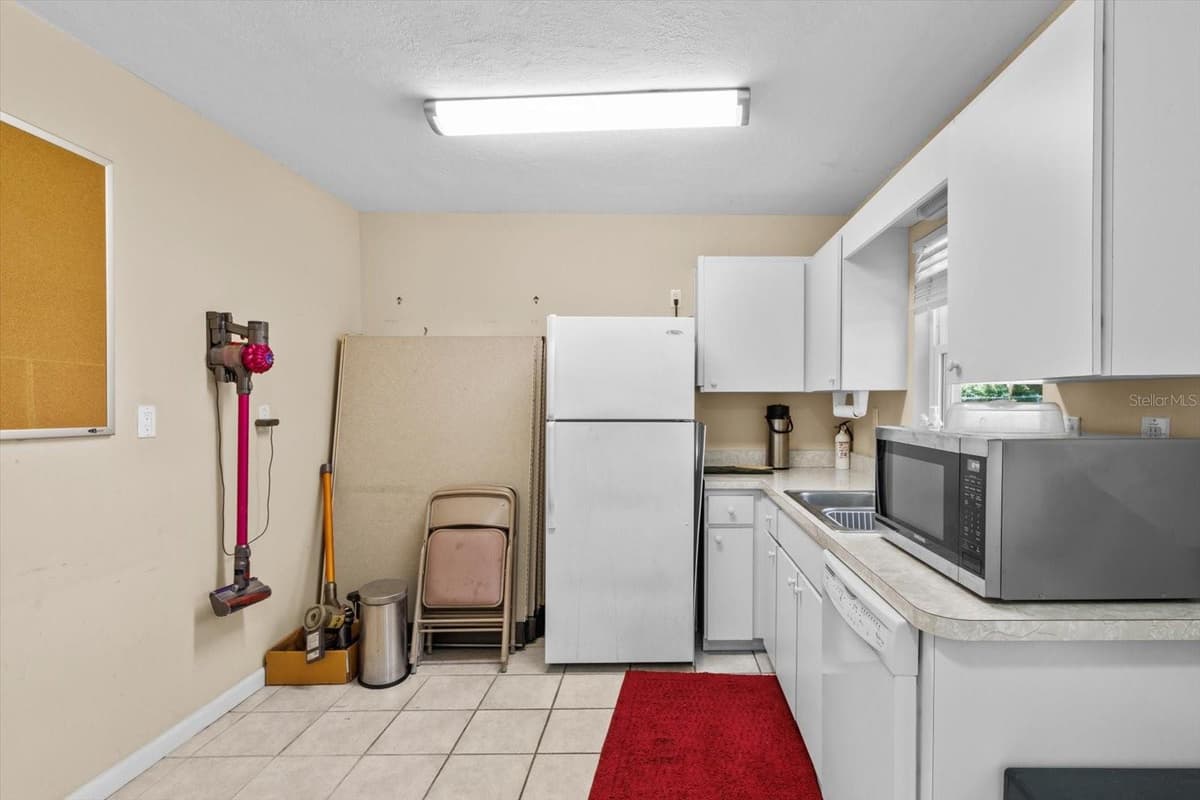 2716 LECANTO HIGHWAY — photo 15 of 48