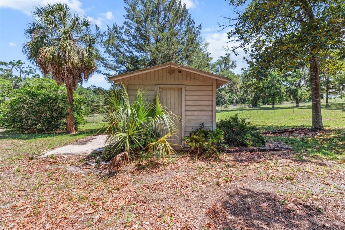 2716 LECANTO HIGHWAY — photo 38 of 48
