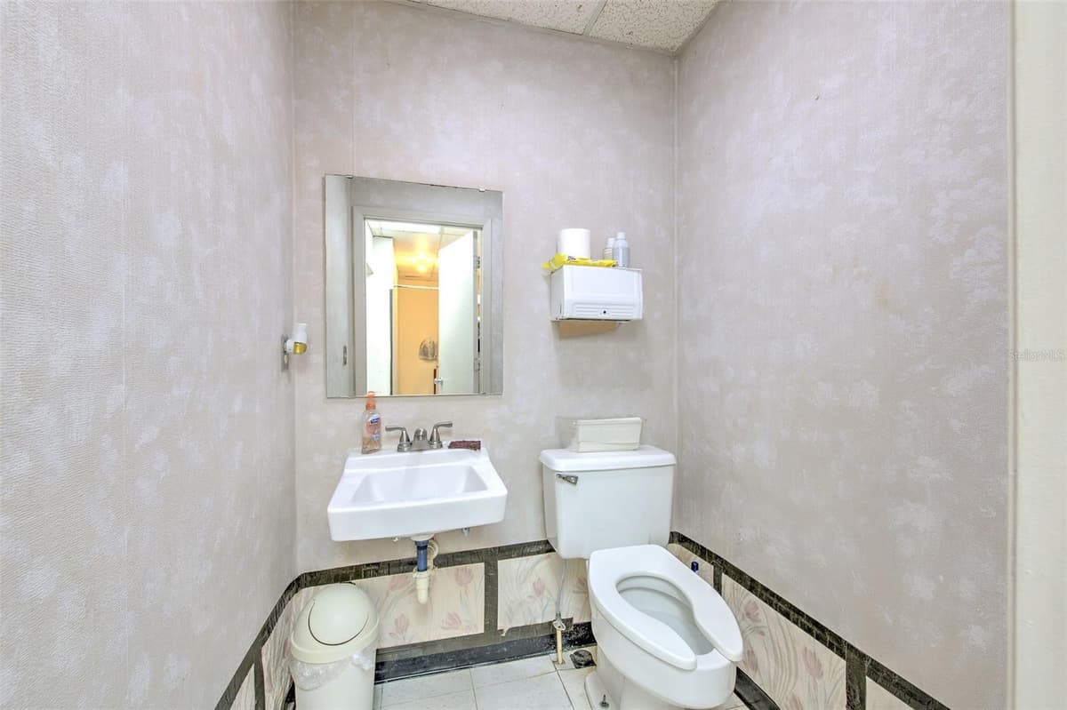 2156 CO RD 540A — photo 19 of 36