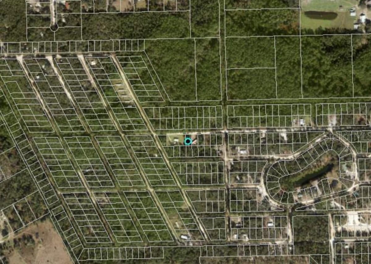 711 HICKORY NUT TRAIL — photo 3 of 3
