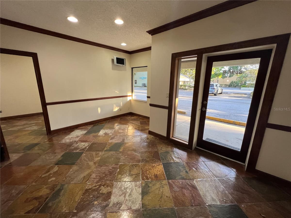 32502 US HIGHWAY 19 — photo 13 of 17