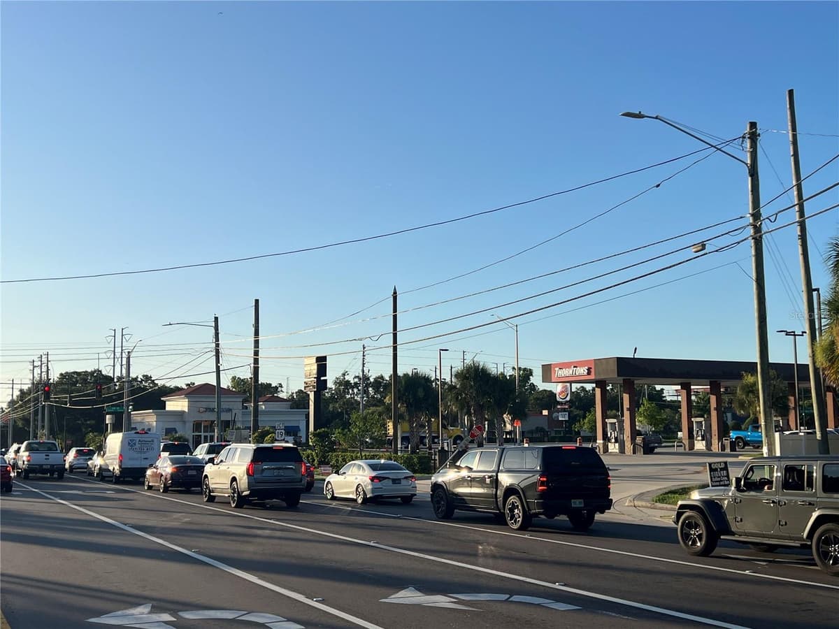 32502 US HIGHWAY 19 — photo 10 of 17