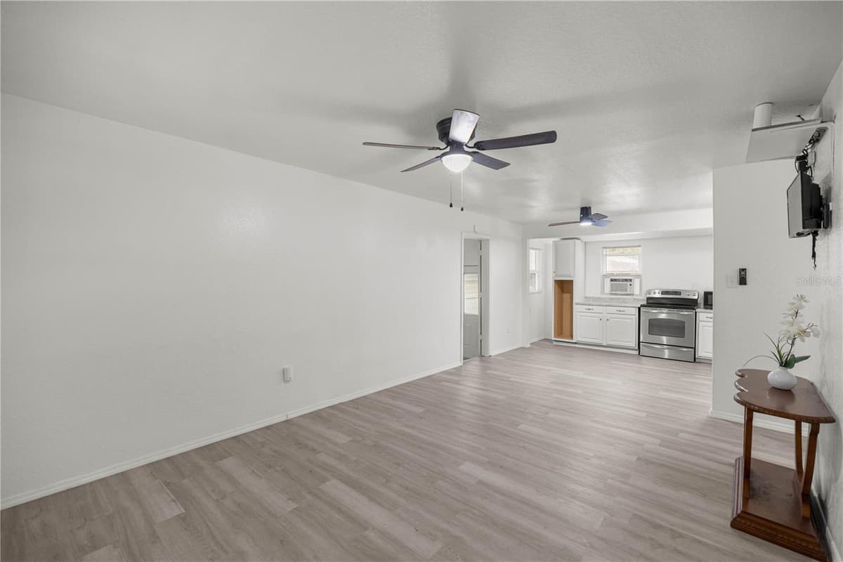 14750 42ND COURT — photo 9 of 28