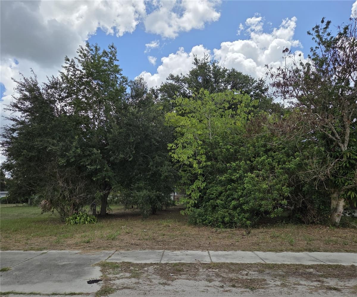 505 S LANIER AVE — photo 1 of 7
