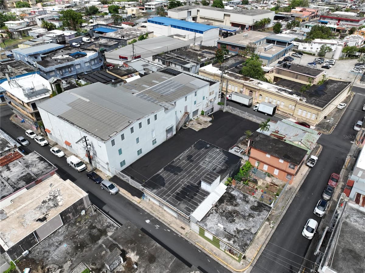 PR 33 AV RAFAEL CORDERO #110 — photo 3 of 6