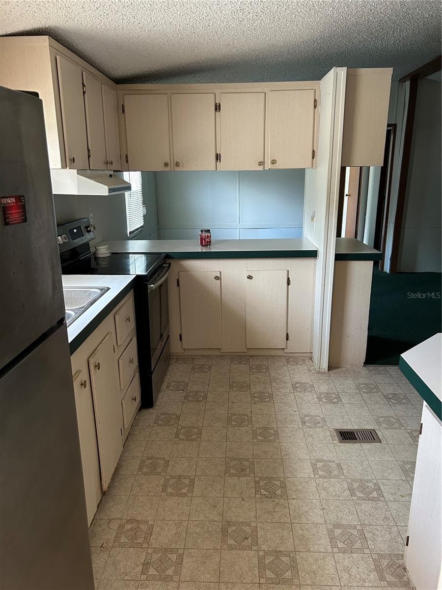 8286 VINE TERRACE — photo 4 of 16