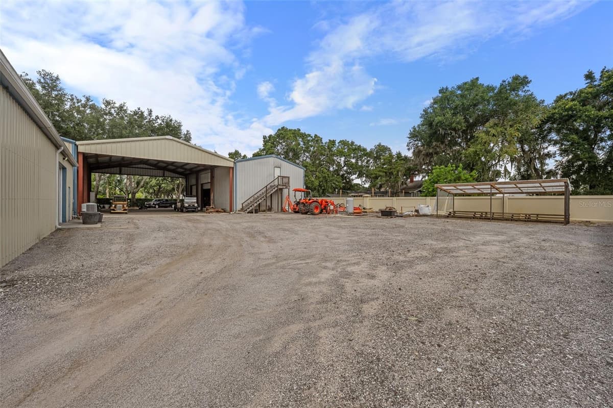 11901 FORT KING HIGHWAY — photo 34 of 51
