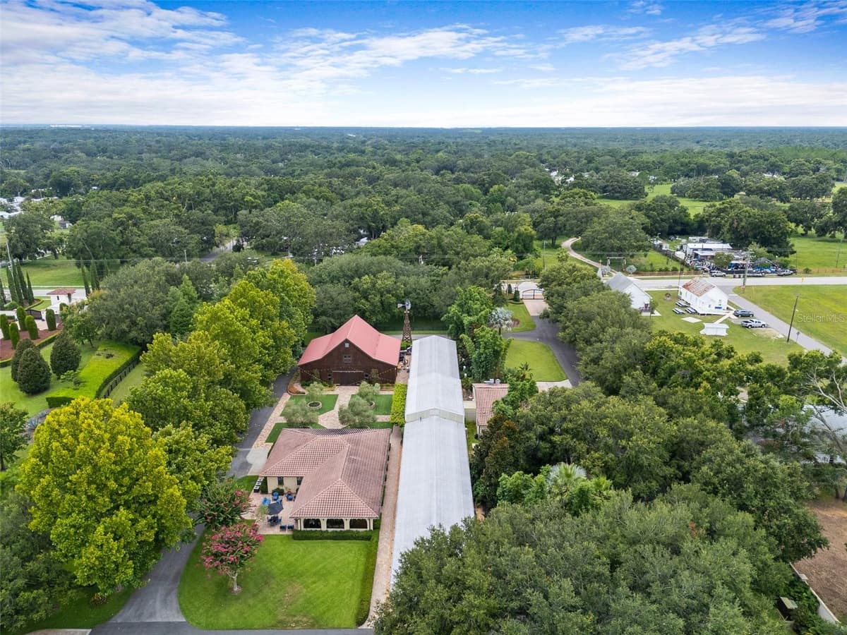 11901 FORT KING HIGHWAY — photo 5 of 51