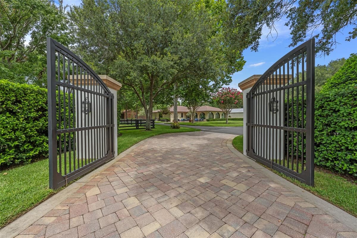 11901 FORT KING HIGHWAY — photo 4 of 51