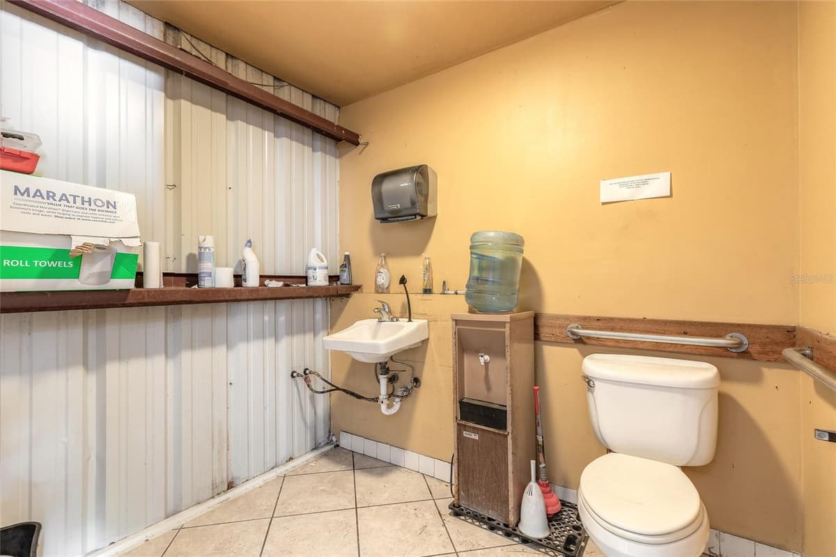 135 CLEARLAKE — photo 11 of 22