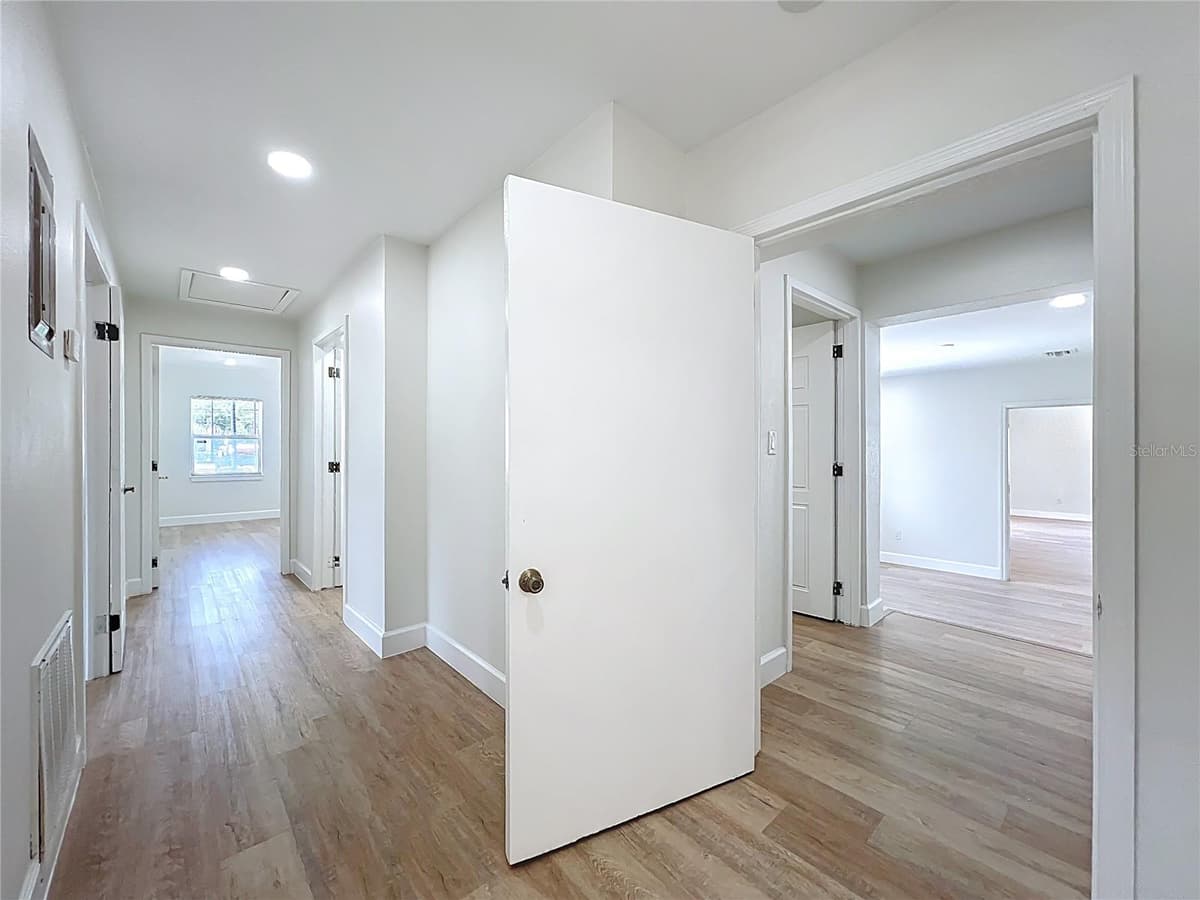 507 EAST STREET — photo 22 of 69