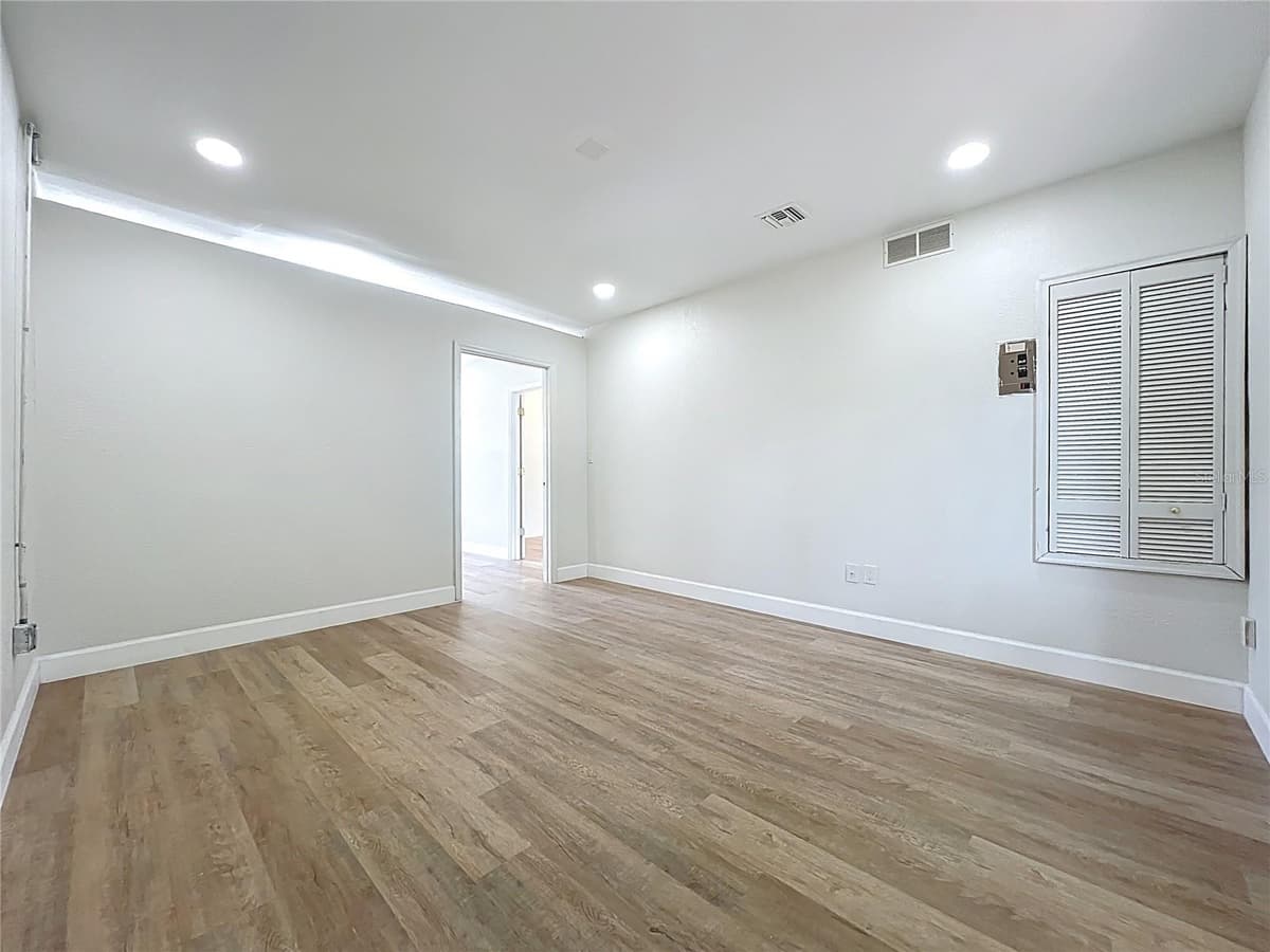 507 EAST STREET — photo 45 of 69