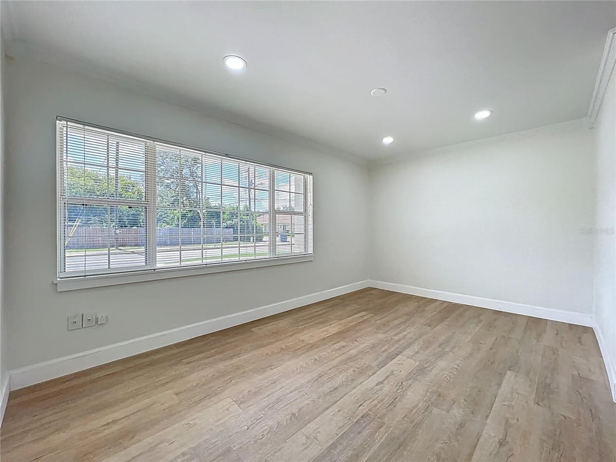 507 EAST STREET — photo 27 of 69