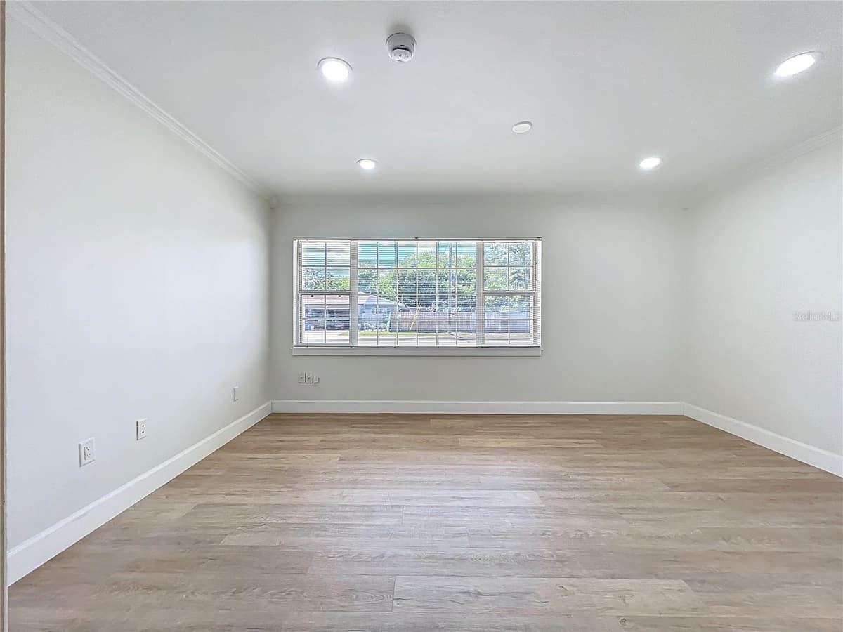 507 EAST STREET — photo 26 of 69