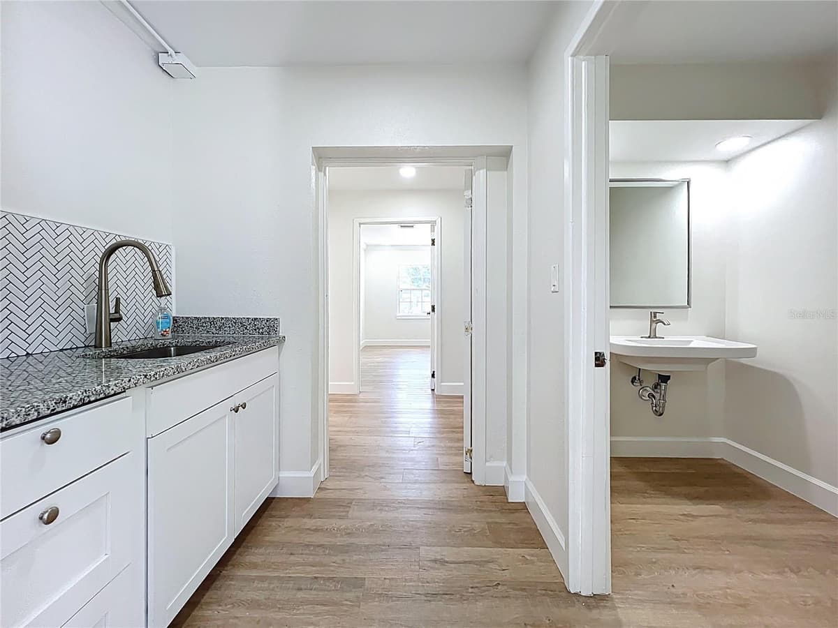 507 EAST STREET — photo 37 of 69