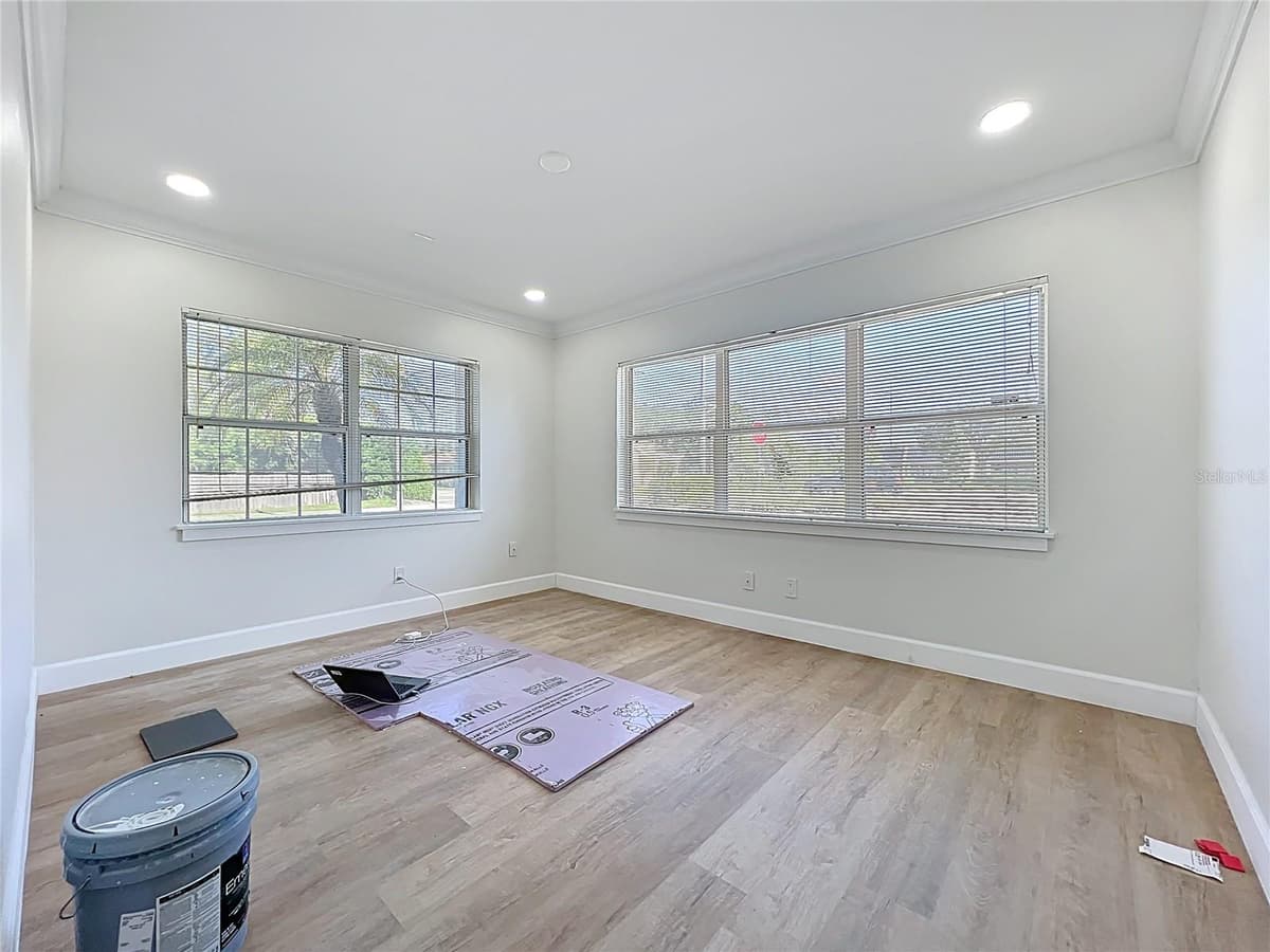 507 EAST STREET — photo 15 of 69