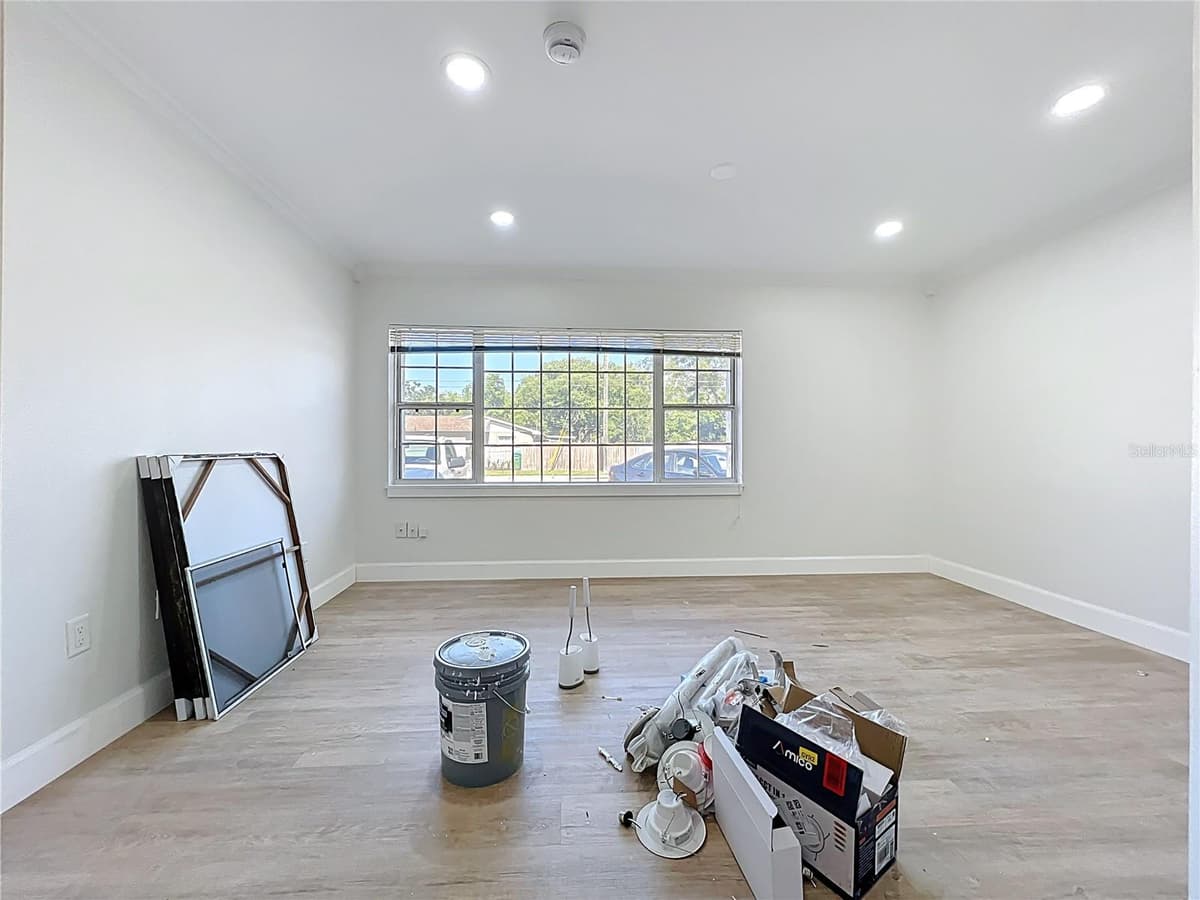 507 EAST STREET — photo 17 of 69