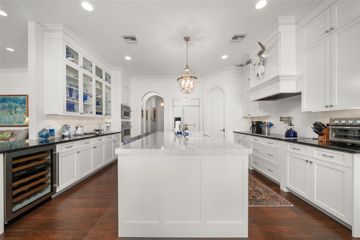 632 SUNSET POINTE DRIVE — photo 12 of 47