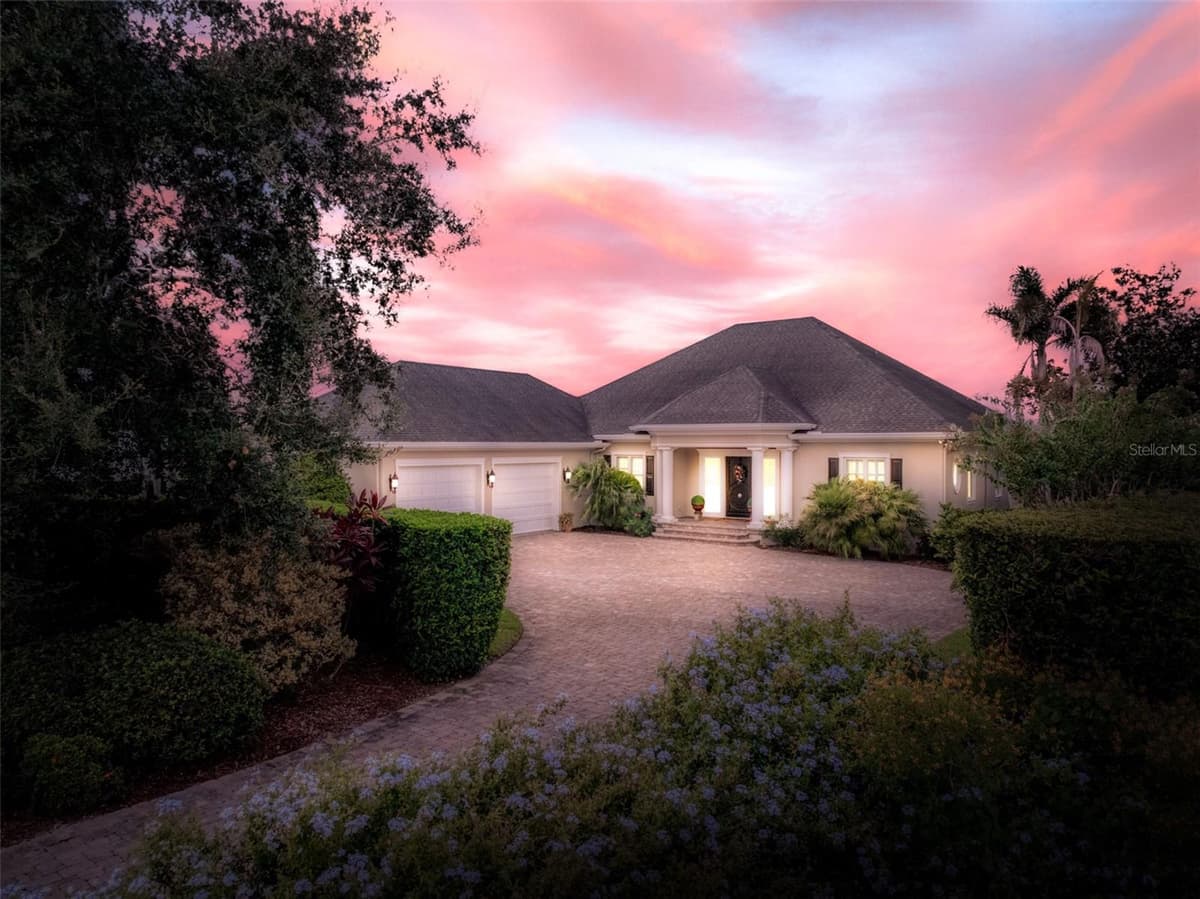 632 SUNSET POINTE DRIVE — photo 1 of 47
