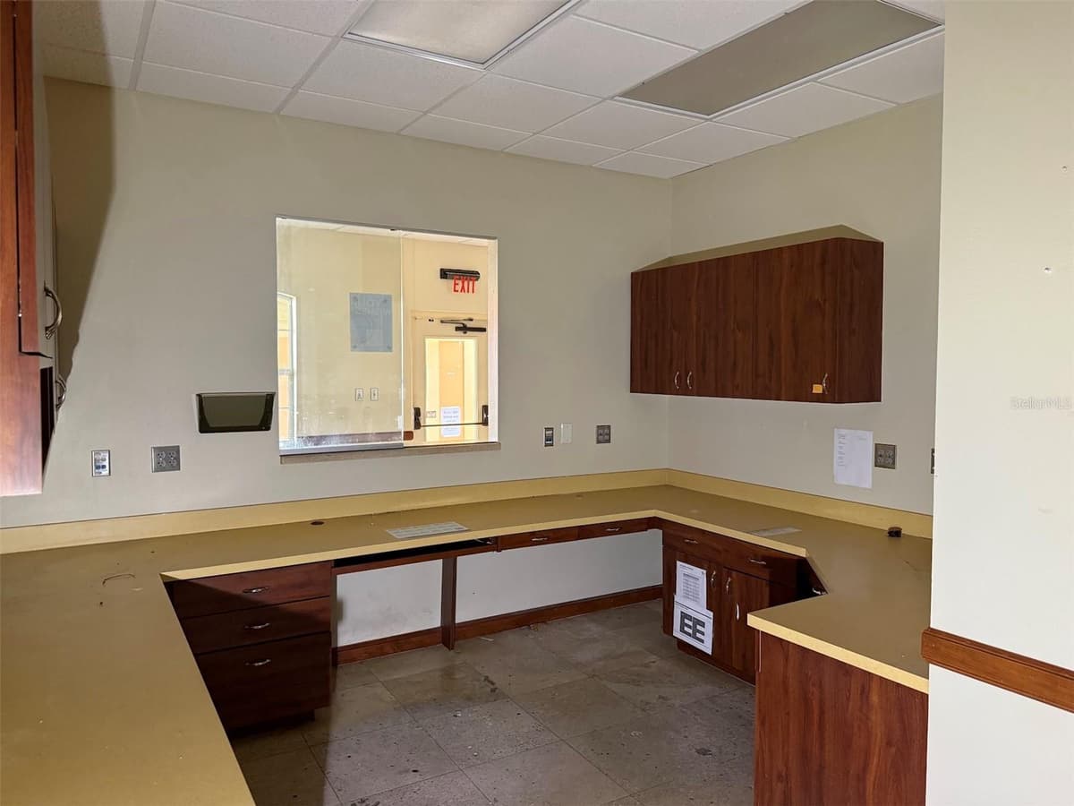 1400 US HWY 441, BUILDING 910 — photo 5 of 14