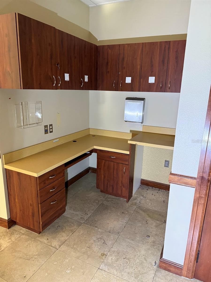 1400 US HWY 441, BUILDING 910 — photo 7 of 14