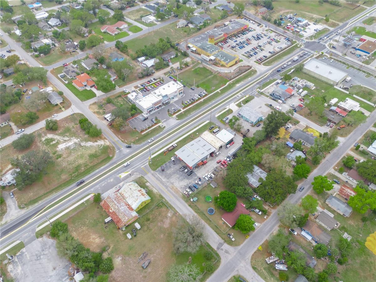 301 US HIGHWAY 17 92 — photo 5 of 6