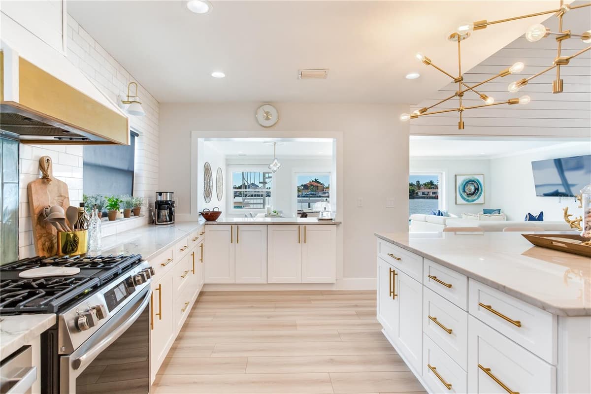 17081 DOLPHIN DRIVE — photo 19 of 97