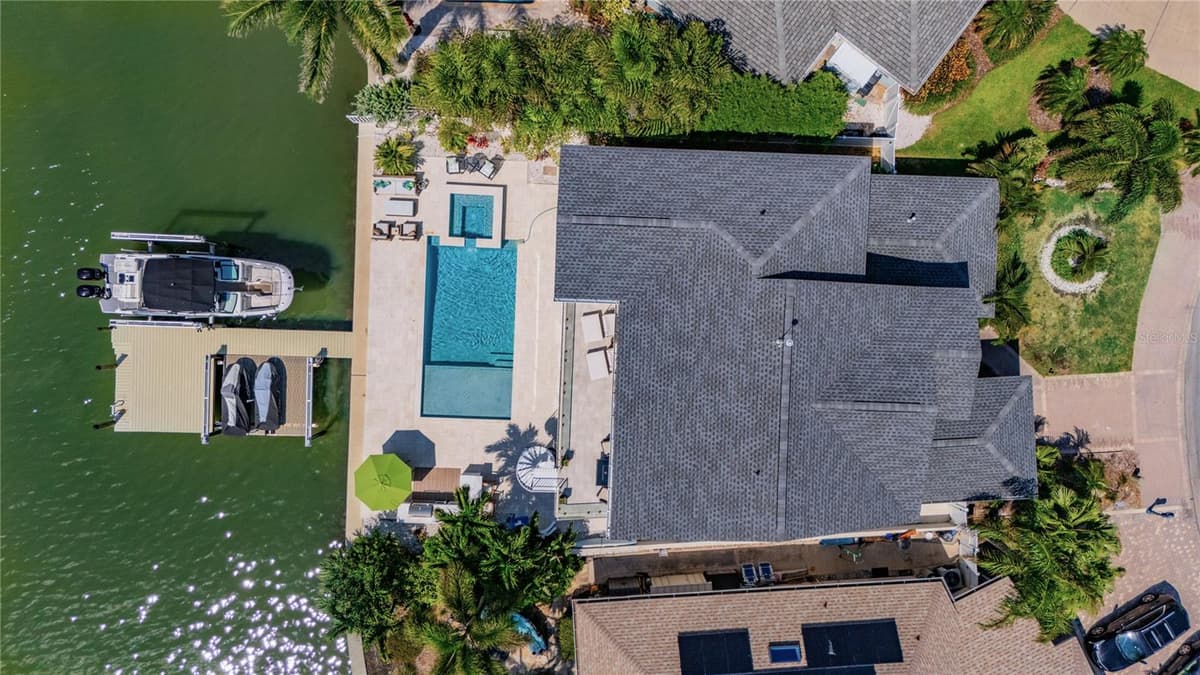 17081 DOLPHIN DRIVE — photo 7 of 97