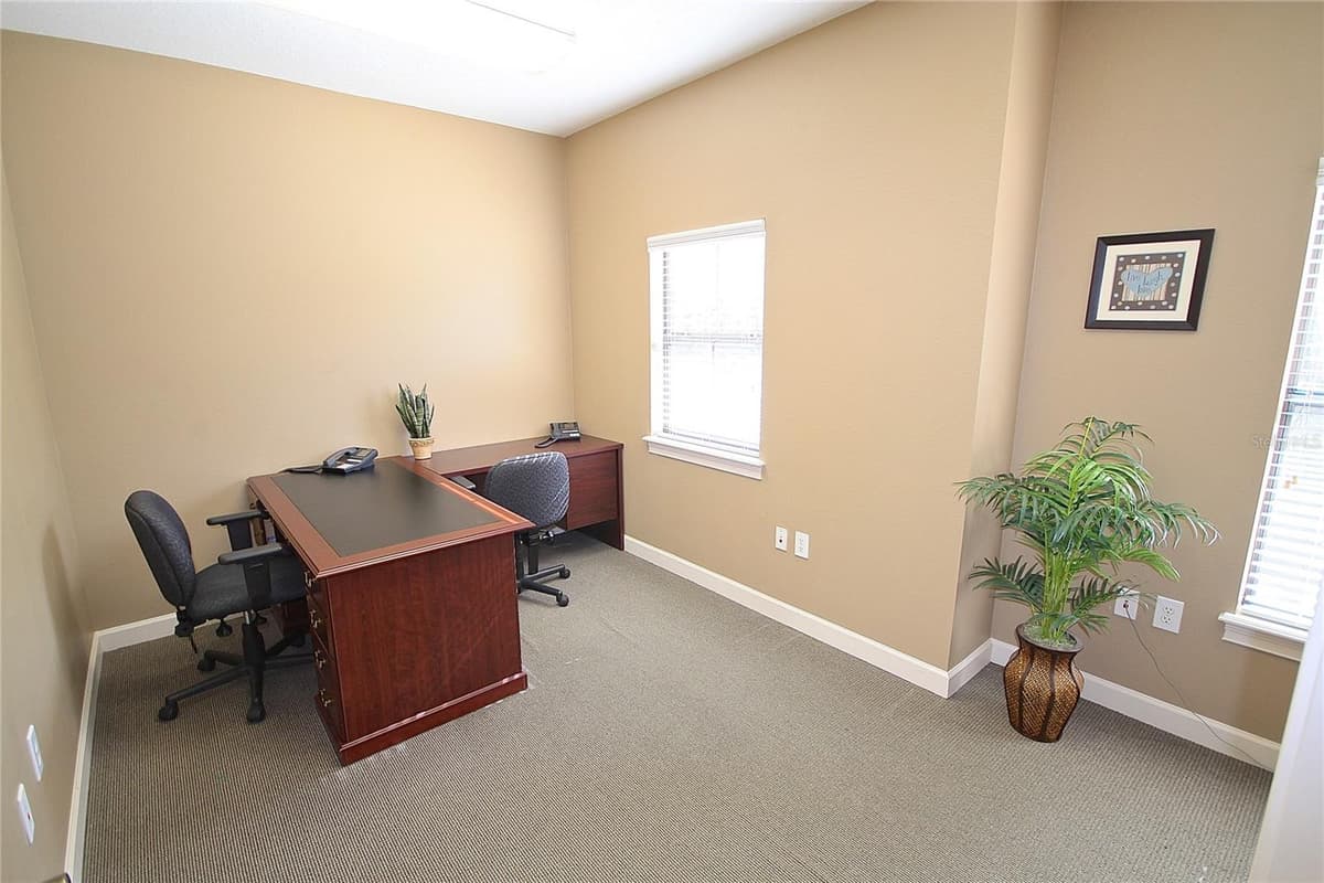 1401 TOWN PLAZA COURT — photo 8 of 14