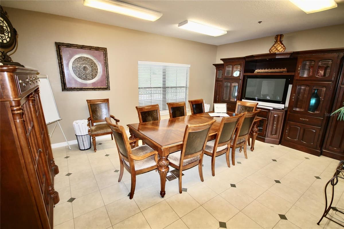 1401 TOWN PLAZA COURT — photo 12 of 14
