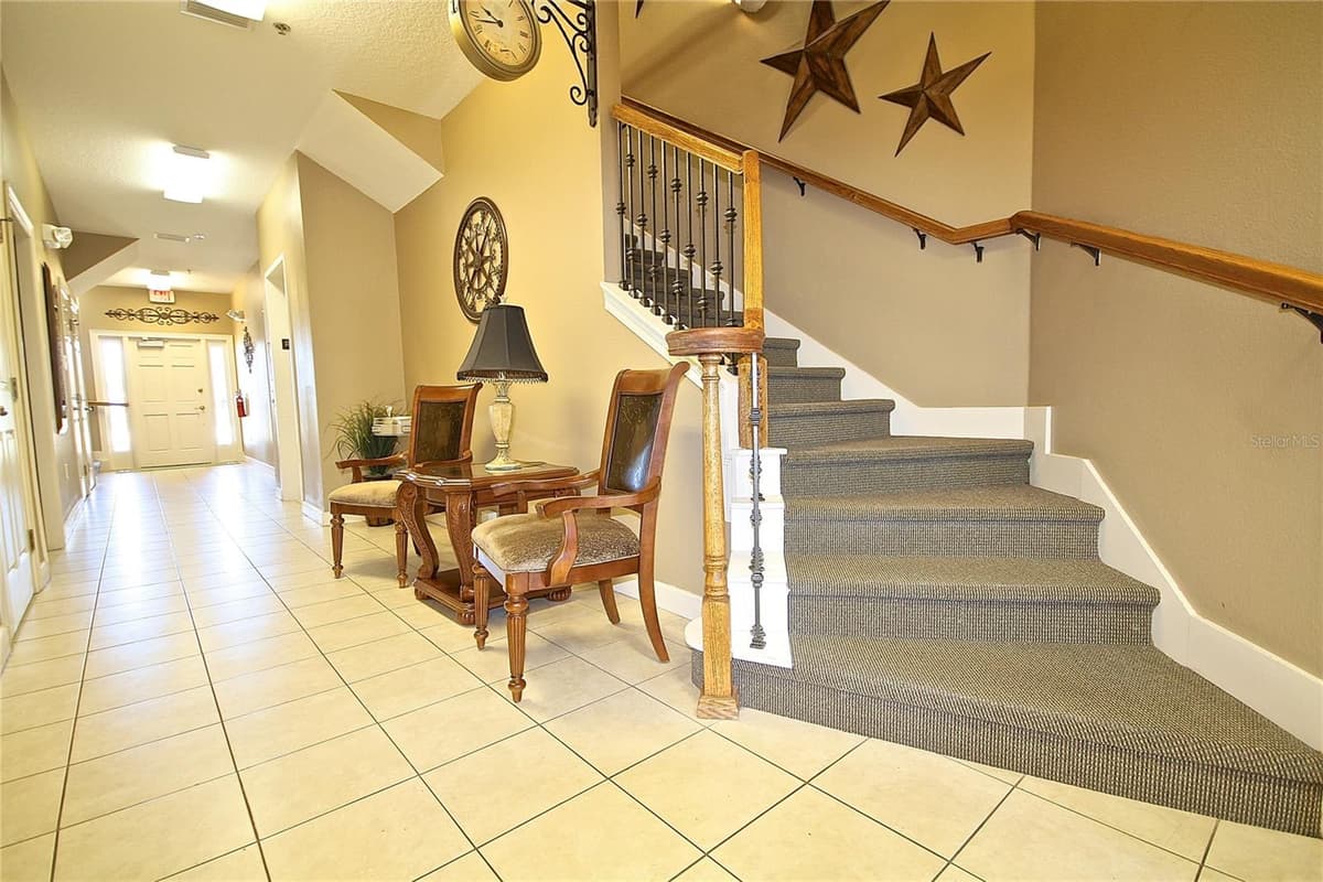1401 TOWN PLAZA COURT — photo 10 of 14