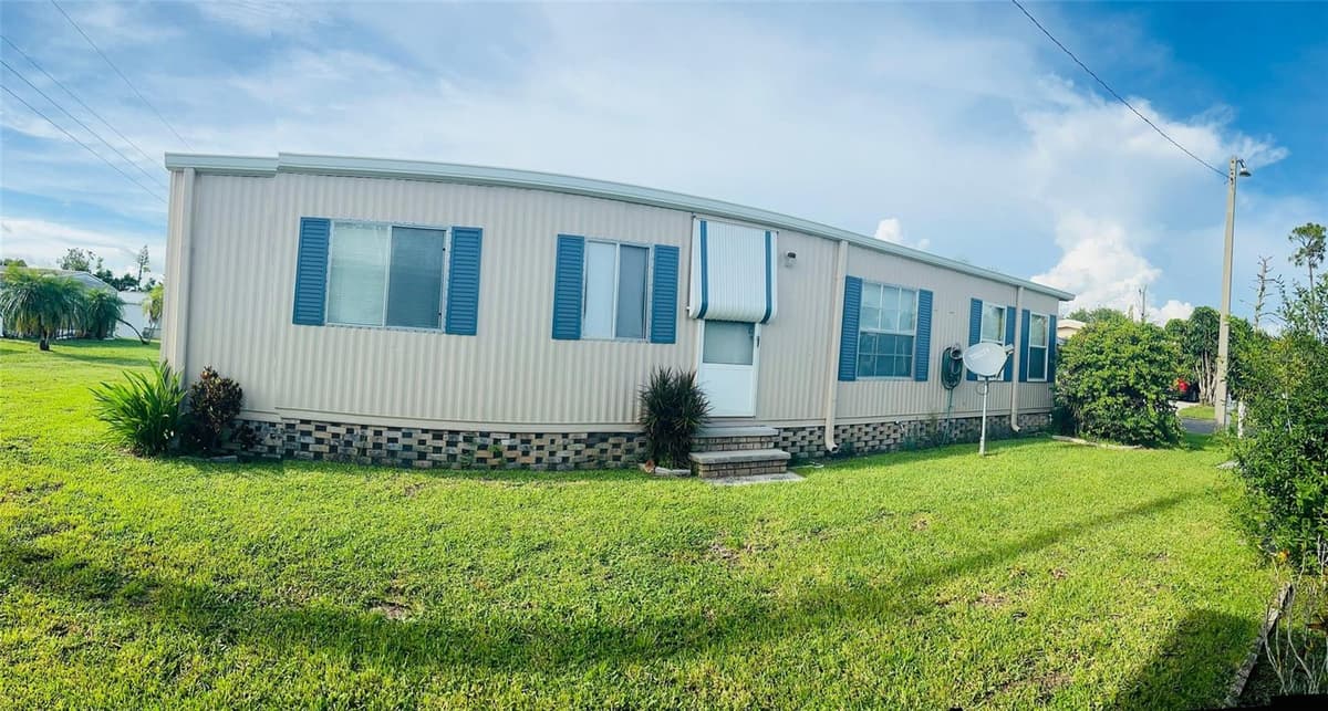 3153 ORCHARD DRIVE — photo 4 of 44